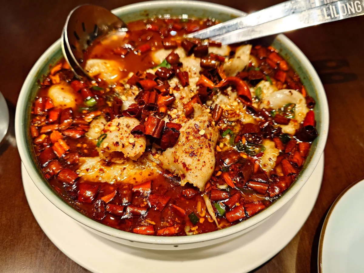水煮牛肉Beef Braised in Sichuan Chilli Oil